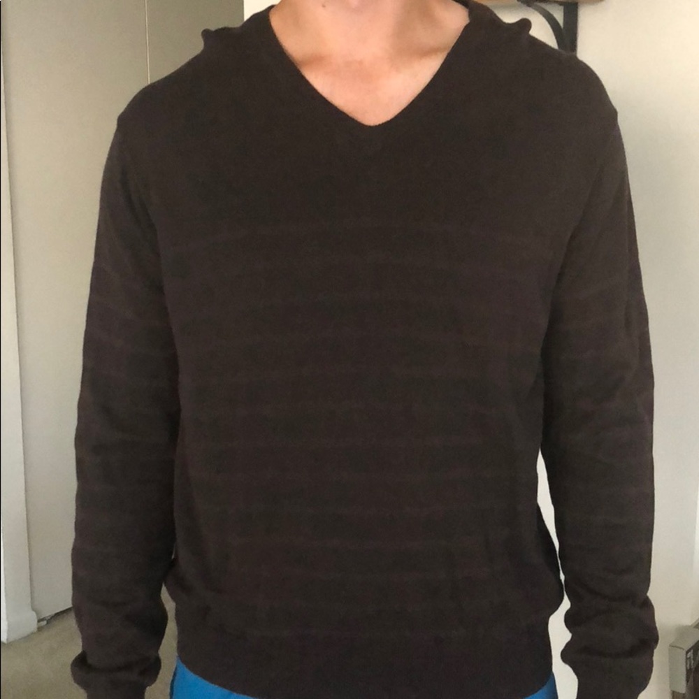 Perry Ellis men’s brown sweater